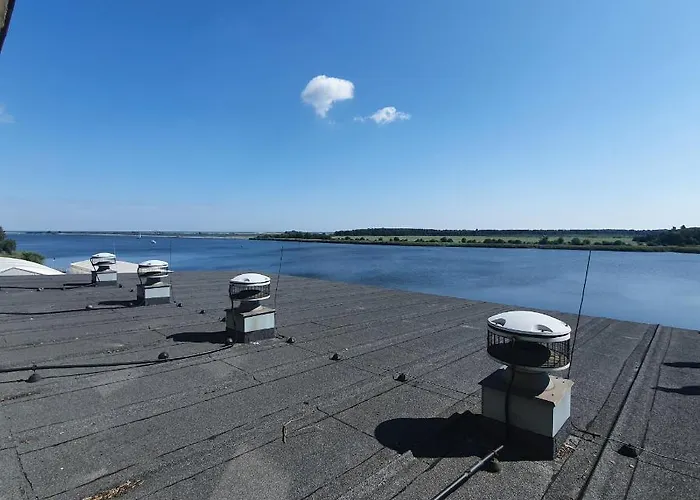 בית אירוח Western Hills